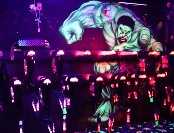 planet-laser-the-equipment